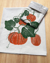 Load image into Gallery viewer, Fall Pumpkin Flour Sack Towel