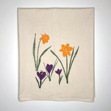 Load image into Gallery viewer, Daffodil and Crocus Flour Sack Towel - center printed