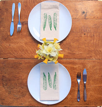 Load image into Gallery viewer, Peapod Napkin Set of 2